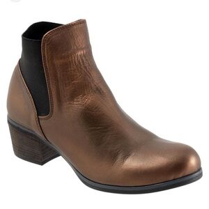 Bueno Leather Western Ankle Boots – Size 38 (US 8) – Chestnut Brown